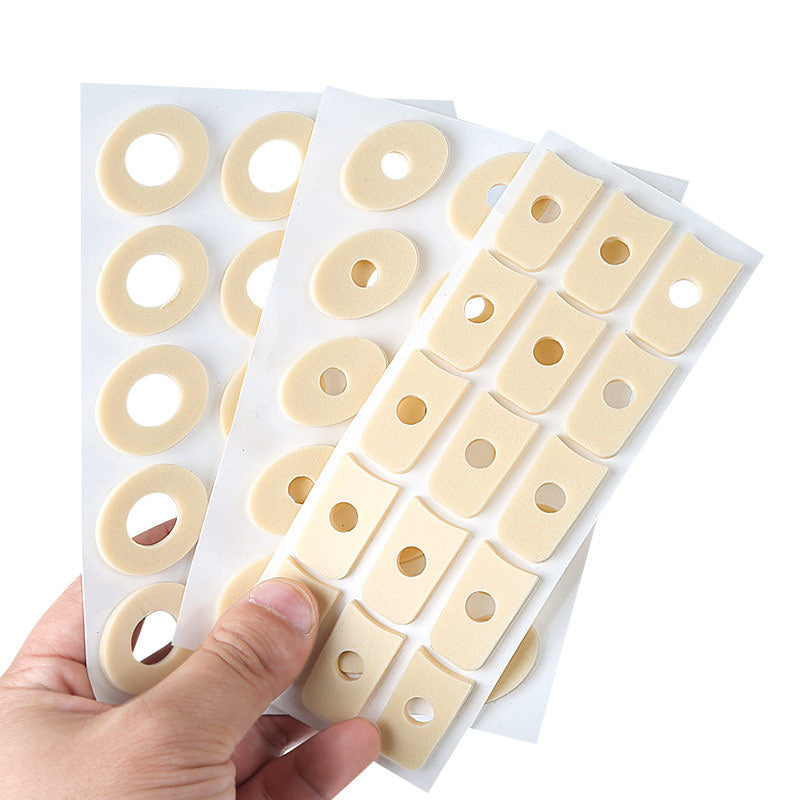 FootAid Oval Foam Pressure Relief Pad (2.3 × 3 cm) – Targeted Cushioning Support